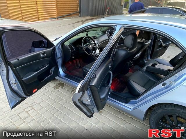 Серый Хонда Аккорд, объемом двигателя 2.2 л и пробегом 400 тыс. км за 5500 $, фото 4 на Automoto.ua