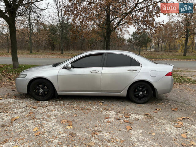 Серый Хонда Аккорд, объемом двигателя 2 л и пробегом 337 тыс. км за 5100 $, фото 7 на Automoto.ua