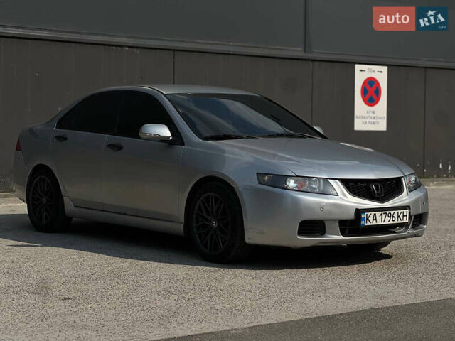 Серый Хонда Аккорд, объемом двигателя 2 л и пробегом 285 тыс. км за 5600 $, фото 9 на Automoto.ua