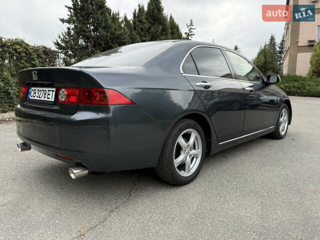 Серый Хонда Аккорд, объемом двигателя 2.4 л и пробегом 352 тыс. км за 5800 $, фото 16 на Automoto.ua