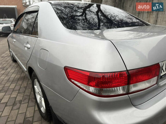 Сірий Хонда Аккорд, об'ємом двигуна 2.35 л та пробігом 281 тис. км за 4900 $, фото 13 на Automoto.ua