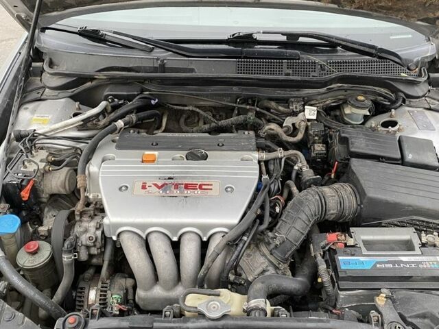 Серый Хонда Аккорд, объемом двигателя 2.4 л и пробегом 276 тыс. км за 5199 $, фото 11 на Automoto.ua