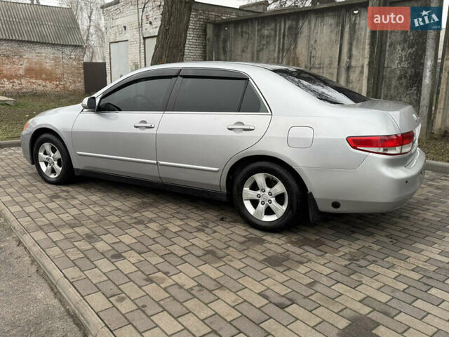 Сірий Хонда Аккорд, об'ємом двигуна 2.35 л та пробігом 281 тис. км за 4900 $, фото 9 на Automoto.ua