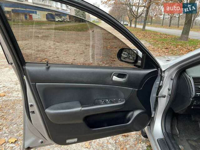 Серый Хонда Аккорд, объемом двигателя 2 л и пробегом 337 тыс. км за 5100 $, фото 22 на Automoto.ua