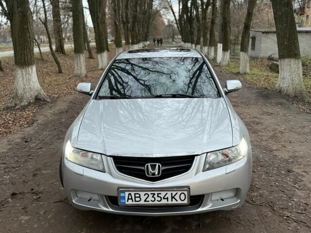 Серый Хонда Аккорд, объемом двигателя 2 л и пробегом 256 тыс. км за 5400 $, фото 9 на Automoto.ua