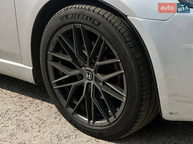 Серый Хонда Аккорд, объемом двигателя 2 л и пробегом 285 тыс. км за 5600 $, фото 8 на Automoto.ua