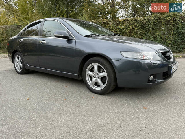Серый Хонда Аккорд, объемом двигателя 2.4 л и пробегом 352 тыс. км за 5800 $, фото 14 на Automoto.ua
