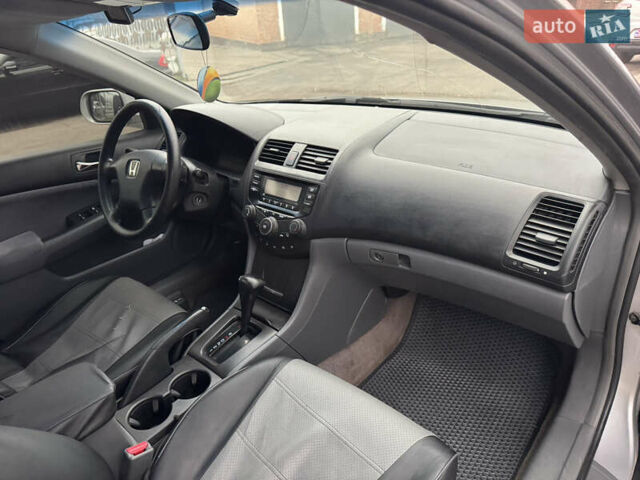 Сірий Хонда Аккорд, об'ємом двигуна 2.35 л та пробігом 281 тис. км за 4900 $, фото 24 на Automoto.ua