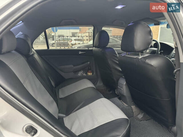 Сірий Хонда Аккорд, об'ємом двигуна 2.35 л та пробігом 281 тис. км за 4900 $, фото 26 на Automoto.ua