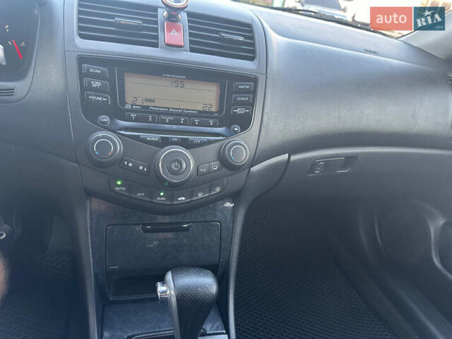 Сірий Хонда Аккорд, об'ємом двигуна 2.35 л та пробігом 352 тис. км за 6800 $, фото 29 на Automoto.ua