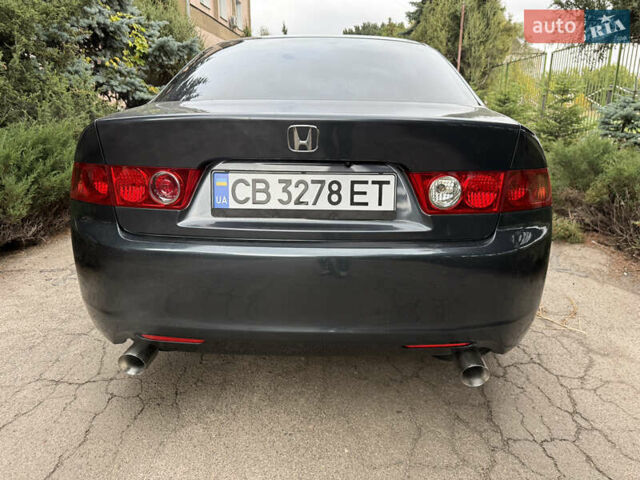 Серый Хонда Аккорд, объемом двигателя 2.4 л и пробегом 352 тыс. км за 5800 $, фото 5 на Automoto.ua