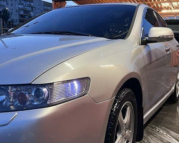 Сірий Хонда Аккорд, об'ємом двигуна 2 л та пробігом 300 тис. км за 5500 $, фото 1 на Automoto.ua