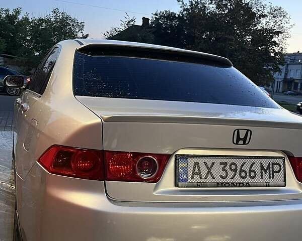 Сірий Хонда Аккорд, об'ємом двигуна 2 л та пробігом 300 тис. км за 5500 $, фото 3 на Automoto.ua