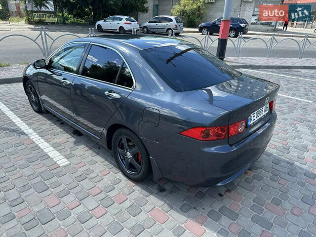 Серый Хонда Аккорд, объемом двигателя 2.2 л и пробегом 369 тыс. км за 6000 $, фото 28 на Automoto.ua