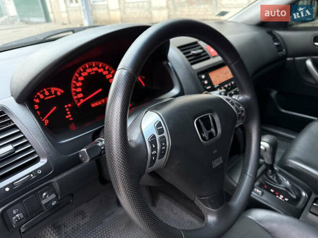 Серый Хонда Аккорд, объемом двигателя 2 л и пробегом 370 тыс. км за 4799 $, фото 9 на Automoto.ua