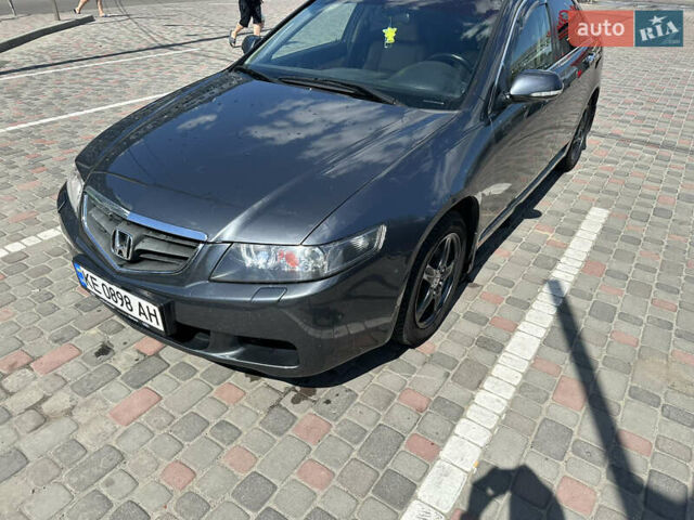 Серый Хонда Аккорд, объемом двигателя 2.2 л и пробегом 369 тыс. км за 6000 $, фото 7 на Automoto.ua