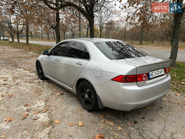 Серый Хонда Аккорд, объемом двигателя 2 л и пробегом 337 тыс. км за 5100 $, фото 6 на Automoto.ua