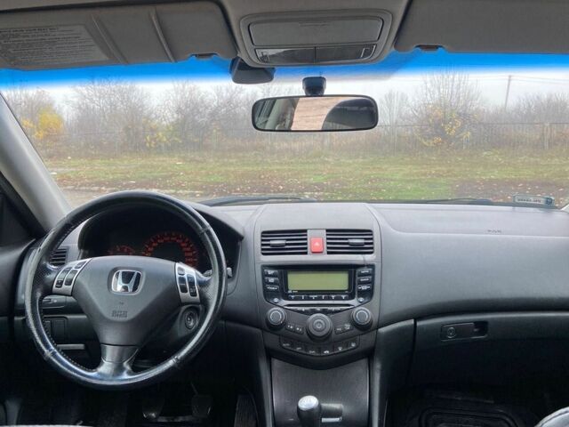 Серый Хонда Аккорд, объемом двигателя 2 л и пробегом 250 тыс. км за 3200 $, фото 4 на Automoto.ua