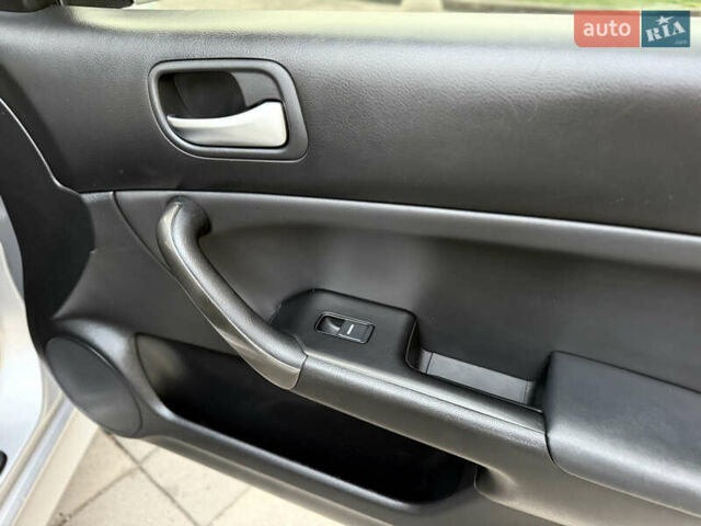 Серый Хонда Аккорд, объемом двигателя 2.4 л и пробегом 156 тыс. км за 9800 $, фото 39 на Automoto.ua