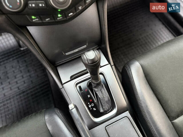 Серый Хонда Аккорд, объемом двигателя 2.4 л и пробегом 156 тыс. км за 9800 $, фото 44 на Automoto.ua