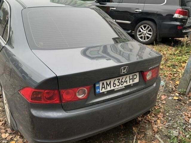 Серый Хонда Аккорд, объемом двигателя 2 л и пробегом 200 тыс. км за 3000 $, фото 3 на Automoto.ua