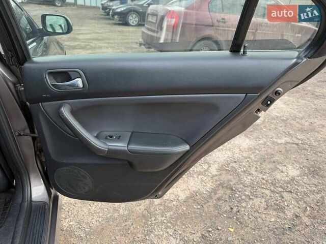 Сірий Хонда Аккорд, об'ємом двигуна 2 л та пробігом 188 тис. км за 6999 $, фото 26 на Automoto.ua