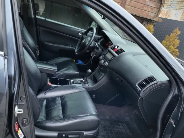 Сірий Хонда Аккорд, об'ємом двигуна 2 л та пробігом 299 тис. км за 5200 $, фото 5 на Automoto.ua