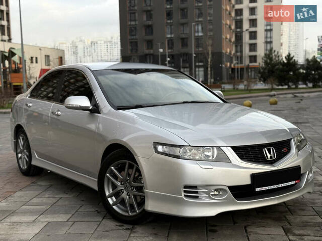 Серый Хонда Аккорд, объемом двигателя 2.4 л и пробегом 156 тыс. км за 9800 $, фото 9 на Automoto.ua
