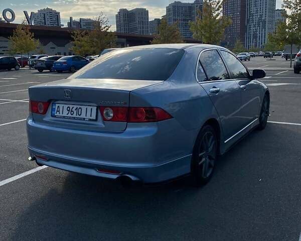 Серый Хонда Аккорд, объемом двигателя 2.4 л и пробегом 327 тыс. км за 7300 $, фото 5 на Automoto.ua