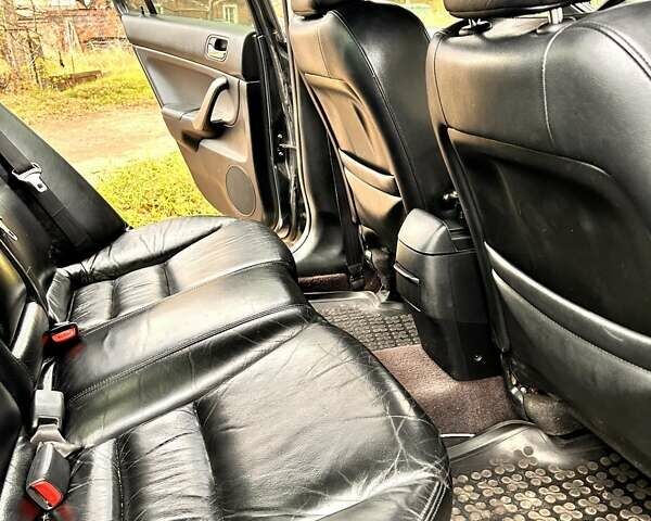 Серый Хонда Аккорд, объемом двигателя 2 л и пробегом 420 тыс. км за 5500 $, фото 8 на Automoto.ua