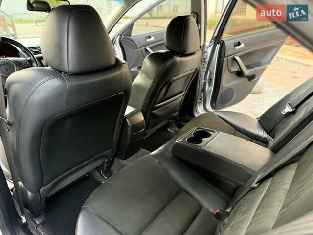 Серый Хонда Аккорд, объемом двигателя 2.4 л и пробегом 156 тыс. км за 9800 $, фото 62 на Automoto.ua