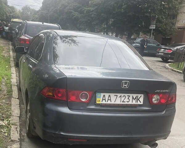 Серый Хонда Аккорд, объемом двигателя 2 л и пробегом 358 тыс. км за 6500 $, фото 1 на Automoto.ua