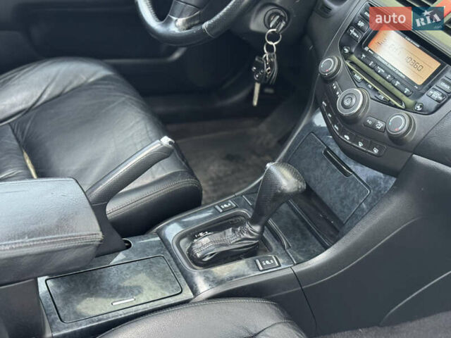 Серый Хонда Аккорд, объемом двигателя 2 л и пробегом 226 тыс. км за 6700 $, фото 24 на Automoto.ua