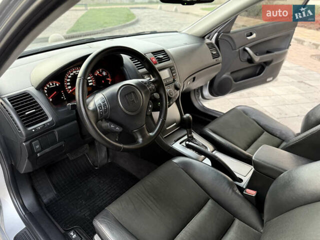 Серый Хонда Аккорд, объемом двигателя 2.4 л и пробегом 156 тыс. км за 9800 $, фото 36 на Automoto.ua