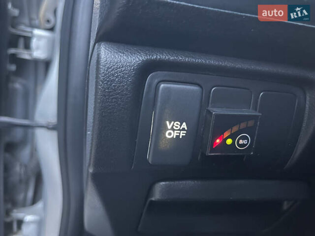 Серый Хонда Аккорд, объемом двигателя 2.4 л и пробегом 260 тыс. км за 6800 $, фото 13 на Automoto.ua