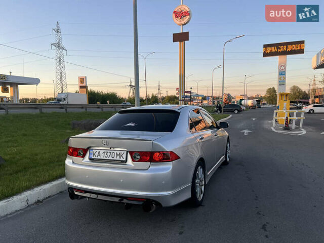 Серый Хонда Аккорд, объемом двигателя 2.35 л и пробегом 375 тыс. км за 7700 $, фото 9 на Automoto.ua