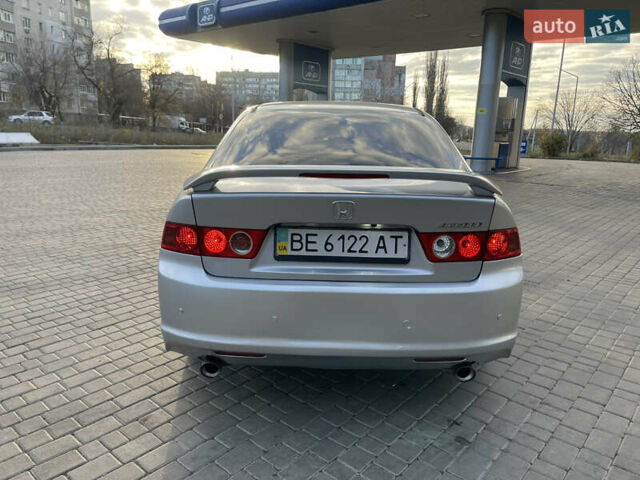 Серый Хонда Аккорд, объемом двигателя 2.4 л и пробегом 260 тыс. км за 6800 $, фото 2 на Automoto.ua