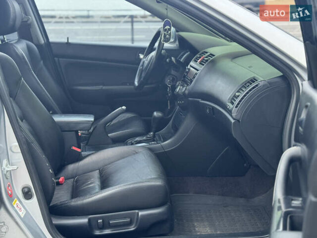 Серый Хонда Аккорд, объемом двигателя 2 л и пробегом 226 тыс. км за 6700 $, фото 40 на Automoto.ua