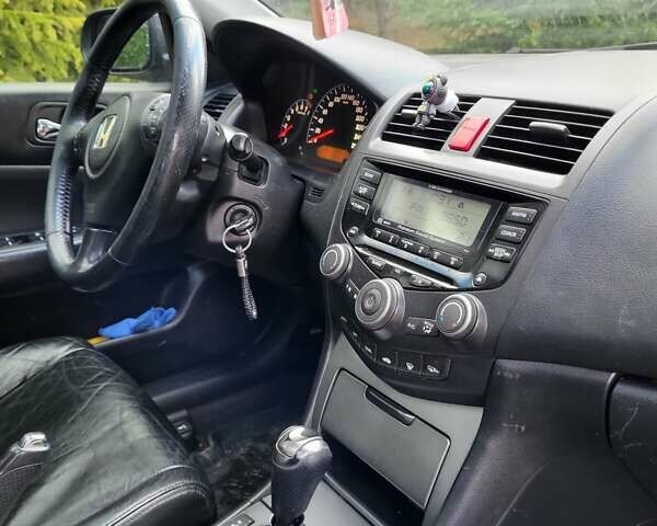 Серый Хонда Аккорд, объемом двигателя 2 л и пробегом 200 тыс. км за 5300 $, фото 10 на Automoto.ua