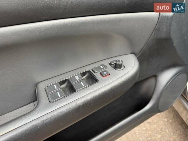 Сірий Хонда Аккорд, об'ємом двигуна 2 л та пробігом 188 тис. км за 6999 $, фото 20 на Automoto.ua