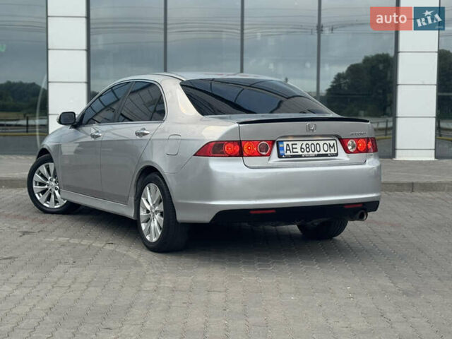 Серый Хонда Аккорд, объемом двигателя 2 л и пробегом 226 тыс. км за 6700 $, фото 5 на Automoto.ua