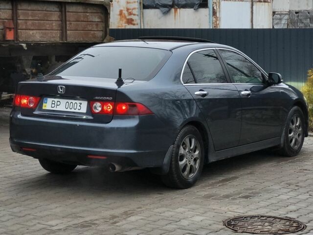 Сірий Хонда Аккорд, об'ємом двигуна 2 л та пробігом 299 тис. км за 5200 $, фото 4 на Automoto.ua