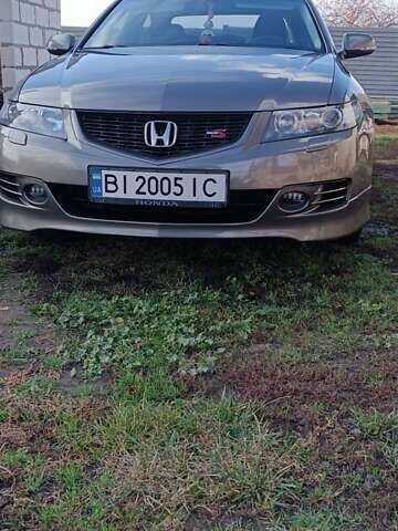 Серый Хонда Аккорд, объемом двигателя 2.35 л и пробегом 279 тыс. км за 7900 $, фото 10 на Automoto.ua