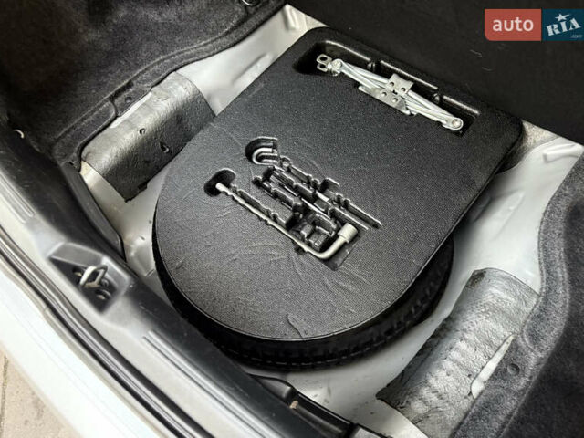 Серый Хонда Аккорд, объемом двигателя 2.4 л и пробегом 156 тыс. км за 9800 $, фото 65 на Automoto.ua