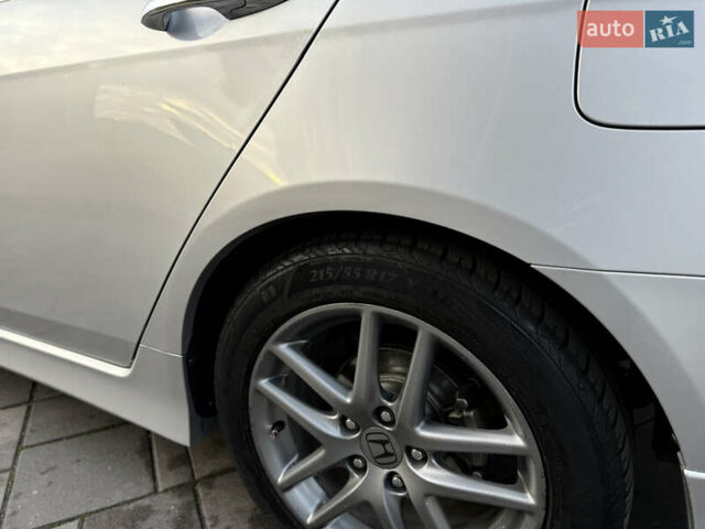 Серый Хонда Аккорд, объемом двигателя 2.4 л и пробегом 156 тыс. км за 9800 $, фото 24 на Automoto.ua