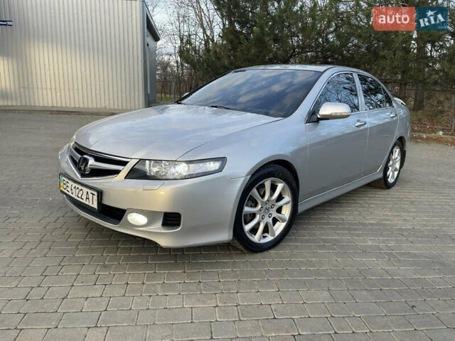 Серый Хонда Аккорд, объемом двигателя 2.4 л и пробегом 260 тыс. км за 6800 $, фото 5 на Automoto.ua