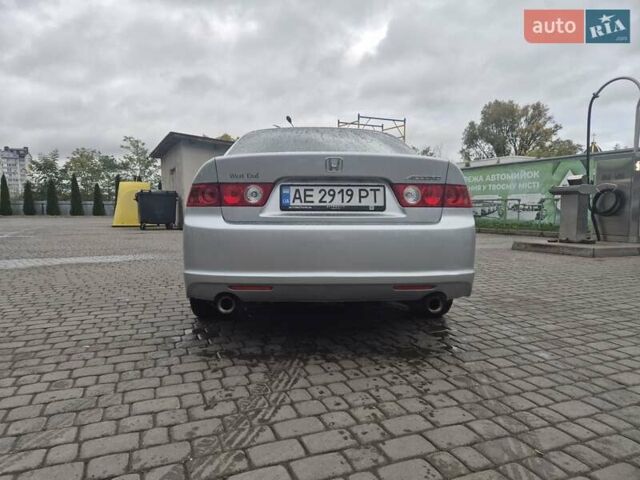 Серый Хонда Аккорд, объемом двигателя 2.35 л и пробегом 203 тыс. км за 6999 $, фото 9 на Automoto.ua