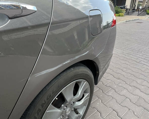 Серый Хонда Аккорд, объемом двигателя 2.4 л и пробегом 250 тыс. км за 7700 $, фото 13 на Automoto.ua