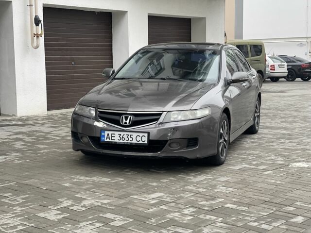 Серый Хонда Аккорд, объемом двигателя 2 л и пробегом 252 тыс. км за 4650 $, фото 3 на Automoto.ua