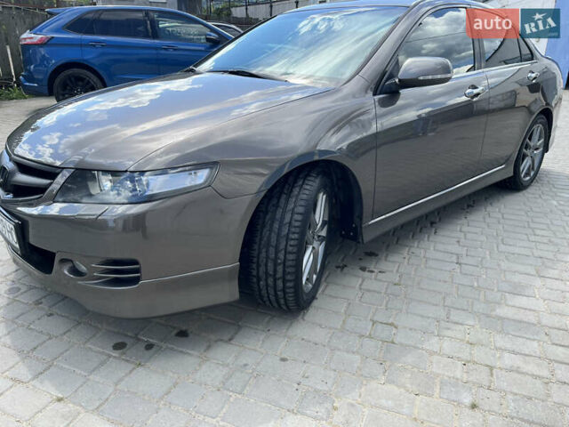 Серый Хонда Аккорд, объемом двигателя 2.4 л и пробегом 270 тыс. км за 8600 $, фото 14 на Automoto.ua
